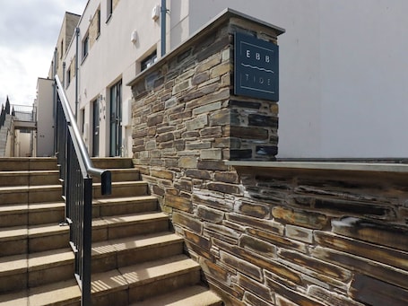 Exterior detail. Ebbtide