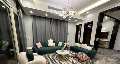 Charming 1-bedroom villa in fabulous Giza Governorate with AC, WiFi