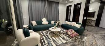 Charming 1-bedroom villa in fabulous Giza Governorate with AC, WiFi