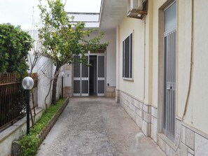 Casa, 2 quartos | Detalhe da fachada