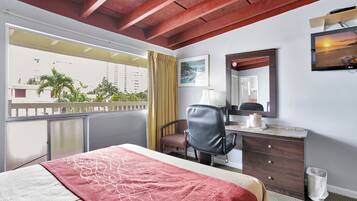 1 chambre, fer et planche Ă repasser, Wi-Fi, draps fournis