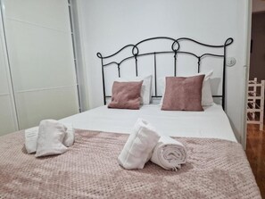 Panoramic Apartment, City View (Chiado View)