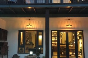 Exterior - Mohe Guesthouse (Deqing)