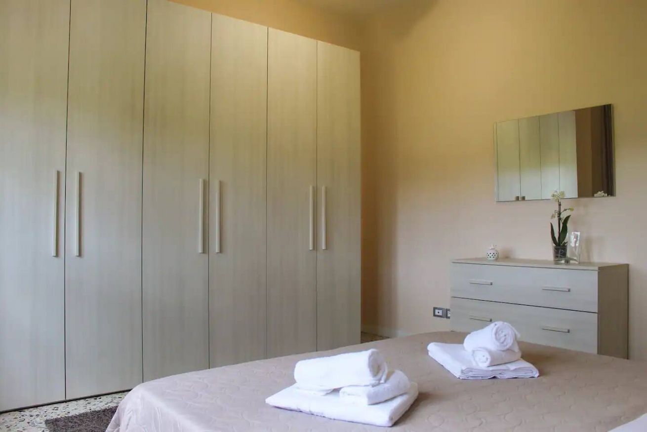 1 chambre, fer et planche à repasser, Wi-Fi gratuit