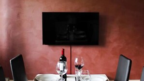 Dining - [Tuscan Welcome] Elegant Apartment with View (Pieve A Nievole)