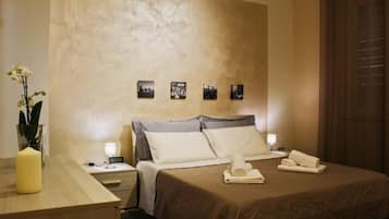 1 bedroom, iron/ironing board, WiFi (free)