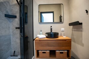 Haartrockner, Handtücher