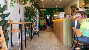 Bar (ter plaatse)