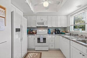 Appart'hôtel, 1 grand lit et 1 canapé-lit (Sea Woods 146) | Cuisine privée