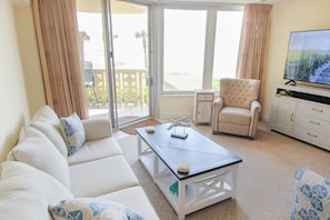 Condo, Multiple Beds (Golden Arms 109) | Living area