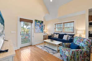 Condo, Multiple Beds (Lofty Dreams) | Living area