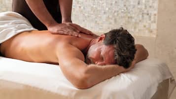 Tratamientos corporales, hidroterapia y masajes con piedras calientes