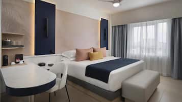 Minibar, caja fuerte, escritorio y espacio para trabajar con un portátil