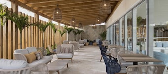 Royal Beach Hotel Punta Cana A Jdv By Hyatt Hotel