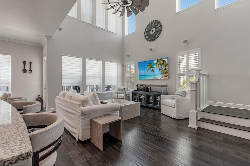 Redington Beach Townhouse 16305 - Redington Beach, FL