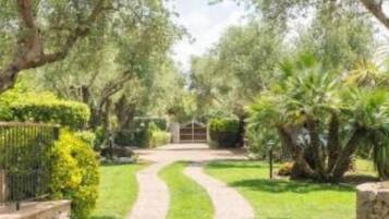 Jardines del alojamiento