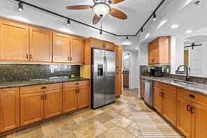 Condo, Multiple Beds (Oceanwalk 10-601) | Private kitchen | Oven, coffee/tea maker, toaster, blender