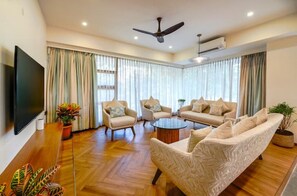 Living area - Saavi Luxe - Near UB City (Bengaluru)