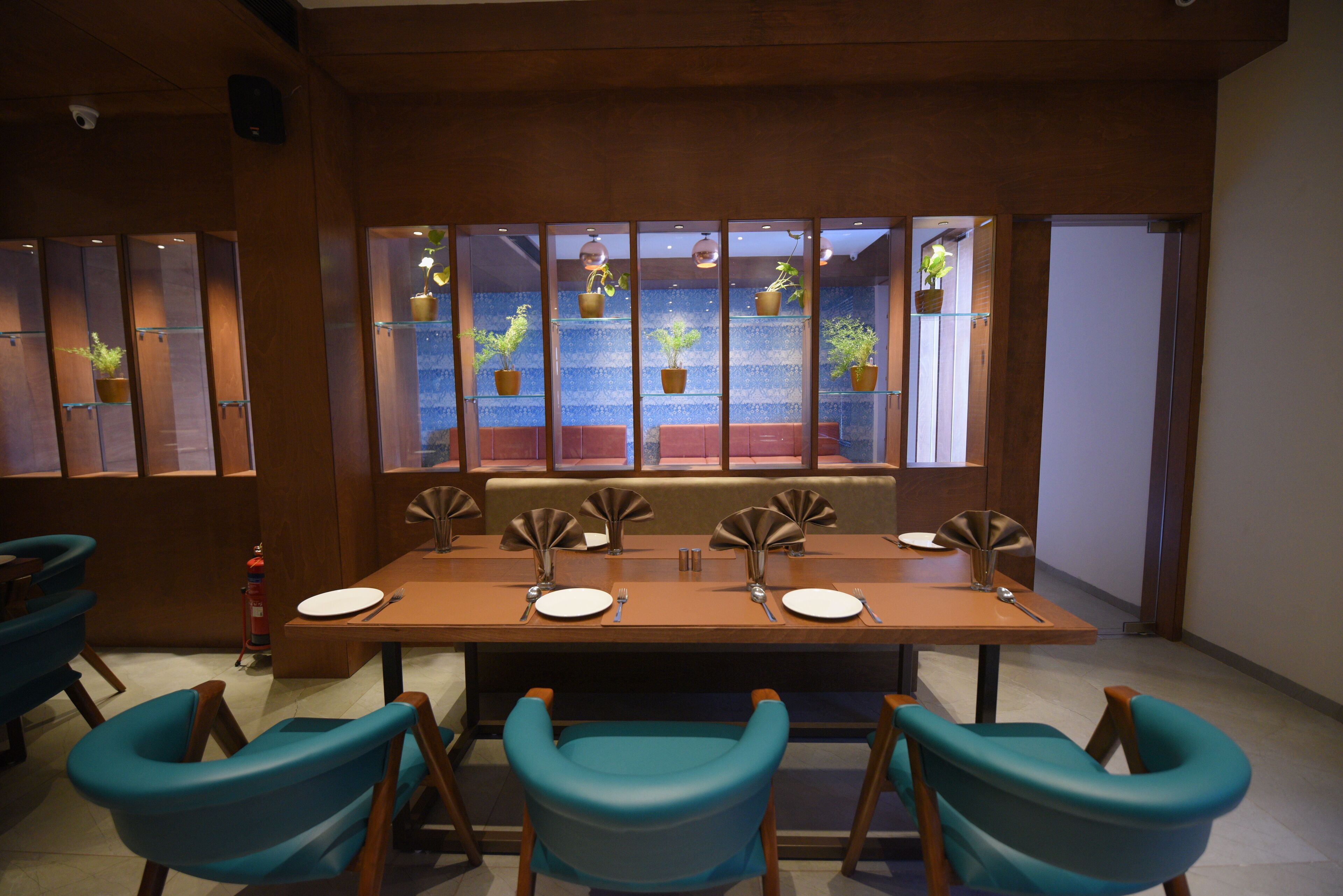 Daily buffet breakfast (INR 299 per person)