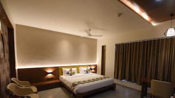 Deluxe Double Room | Free WiFi