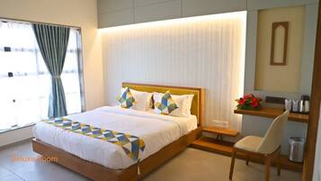 Deluxe Double Room | Free WiFi