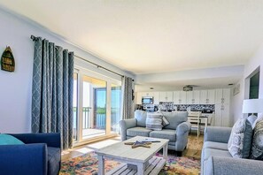 Lejlighed - 1 kingsize-seng med sovesofa (Sea Club #32 - Dolphins Lookout) | Opholdsområde
