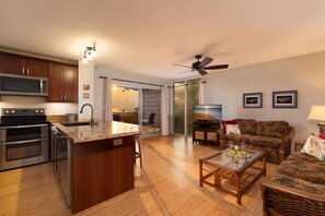 Appartement, 1 kingsize bed met slaapbank (Alii Villas#320 Remodeled Top Floor &) | Interieur