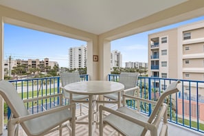 Condo, Multiple Beds (Oceanwalk 1-401) | Outdoor dining