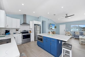 House, Multiple Beds (Upper Deck) | Private kitchen