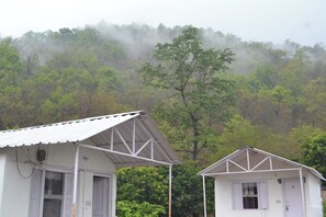 Exterior - Corbett River Retreat by Mudras (Lansdowne)