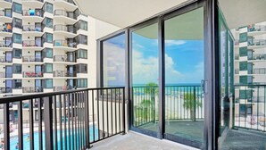 Unclassified image, 5 of 61, button - Sunbird 309e (Panama City Beach)