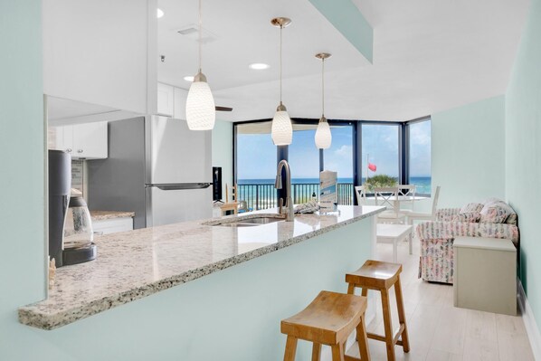 Kondominium, 1 Tempat Tidur Queen dengan tempat tidur Sofa (Sunbird 309E) | Interior