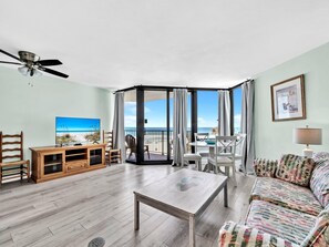 Condo, 1 Queen Bed with Sofa bed (Sunbird 309E) | Living area