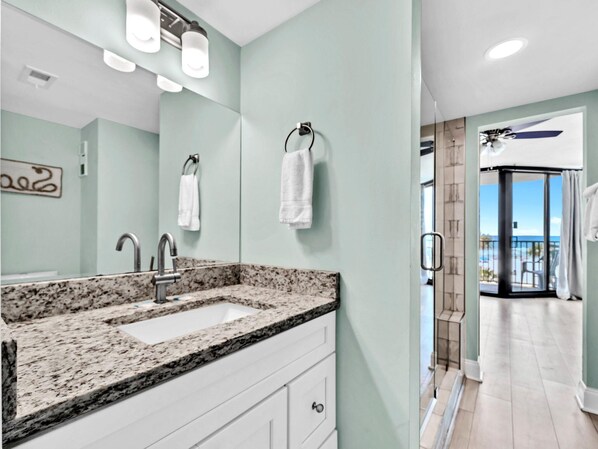 Bathroom - Sunbird 309e (Panama City Beach)