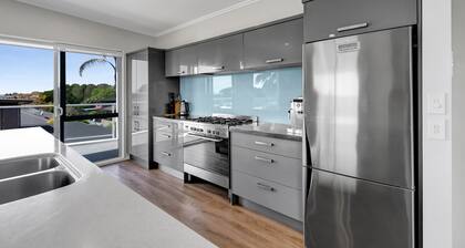 High-End Executive Holiday Home