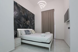 Vomero Room | 1 bedroom, free WiFi - VivimiHome - CharmiNaples (Naples)