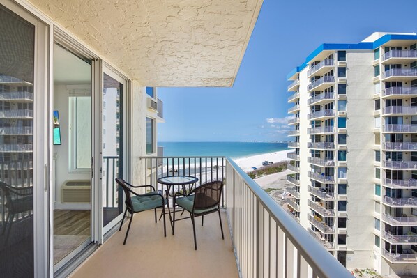 コンドミニアム ベッド (複数台) (Estero Beach & Tennis 708-C) | 施設の敷地