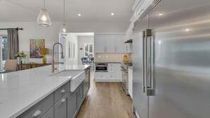 House, Multiple Beds (Pony Express 3) | Private kitchen - Pony Express 3 (Bend)