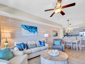 Condo, nhiều giường (Calypso 3-2007) | Khu phòng khách