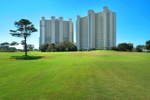 Huoneisto, 1 suuri parisänky ja vuodesohva (Ariel Dunes II 2103- Son-Sent Blessin) | Golf