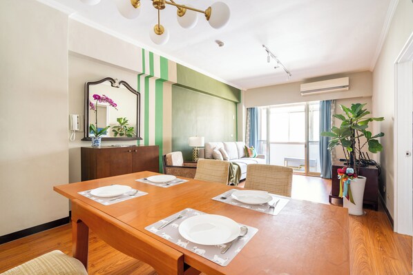 Interior - Comfortable and Stylish 3bed/2bath near Da'an Park (Taipei City)