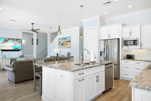 House, Multiple Beds (Reef of Paradise) | Private kitchen | Oven, toaster - Reef of Paradise (Fort Myers Beach)