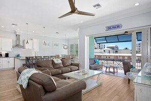 House, Multiple Beds (Reef of Paradise) | Living area