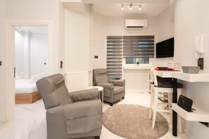 1 chambre, fer et planche à repasser, Wi-Fi, draps fournis