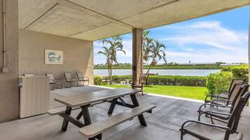 Condo, 2 Queen Beds (Sea Club #502 - Anchor's Away) | Outdoor dining