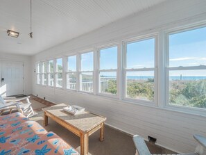 Estudio (2 Bedrooms) | Servicio de la propiedad