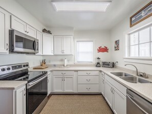 Studio (2 Bedrooms) | Property amenity - 703 By The Sea by Topsail Realty (Holly Ridge)