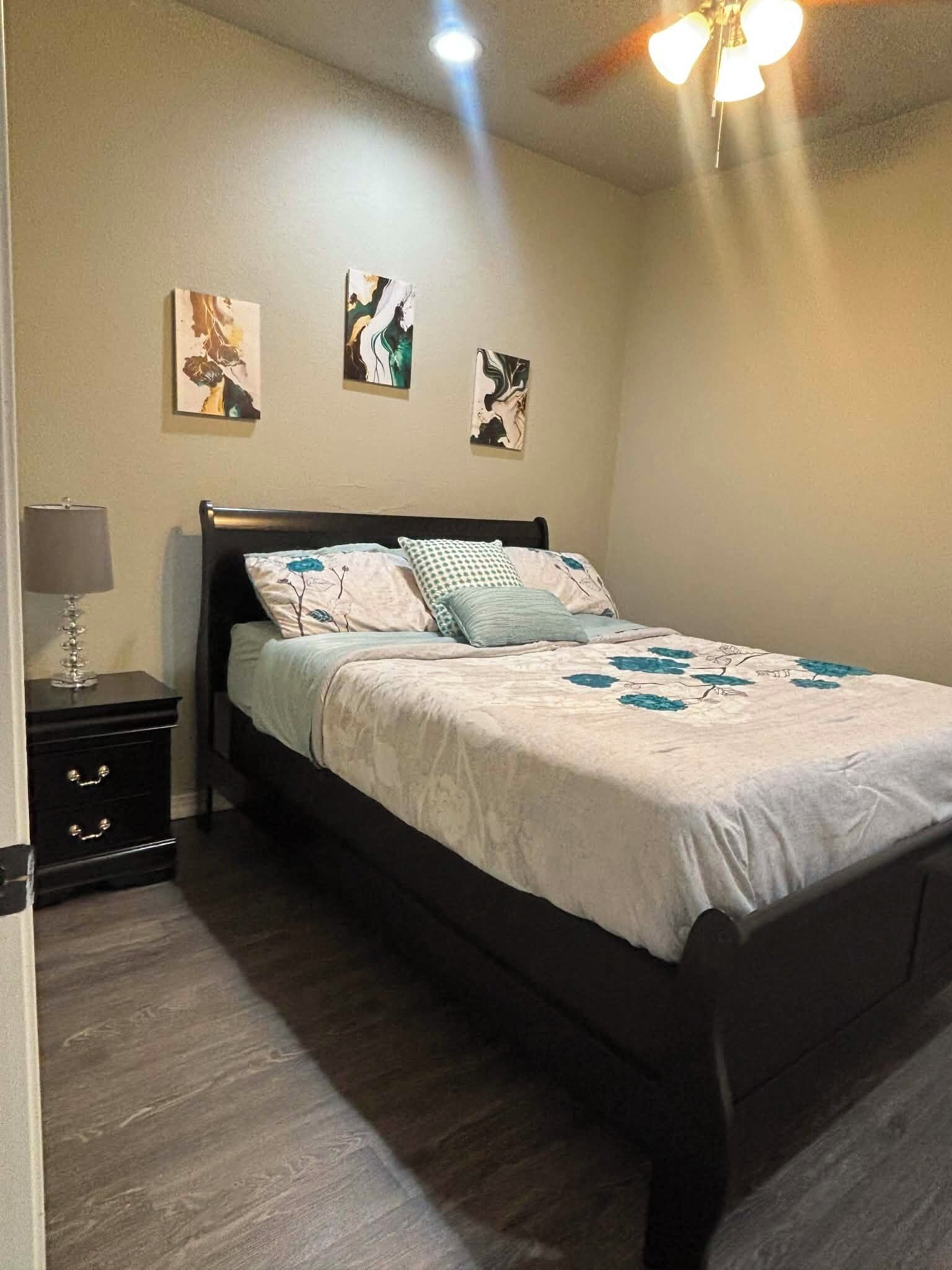 Strykejern/-brett og wi-fi