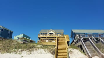 Studio (4 Bedrooms) | Tiện nghi, dịch vụ nơi lưu trú