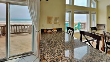 Studio (4 Bedrooms) | Fasilitas properti